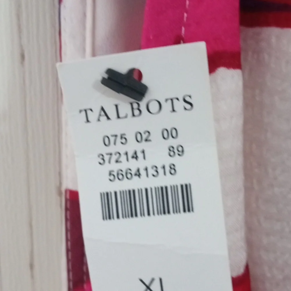 Talbots Pink and Red Floral Blouse Summer, Reunion, Vacation - Picture 2 of 8